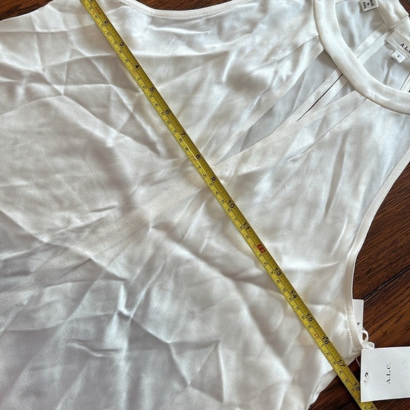 A.L.C. White Racerback Tank Blouse NWT Size 6 Cutout V neck - Picture 6 of 10